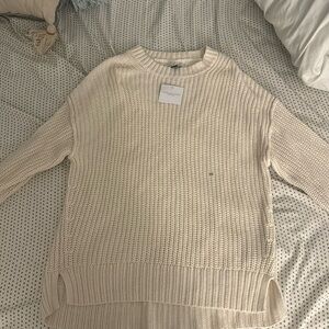 Brand new American eagle cream sweater. New with tags, woman’s size XS.